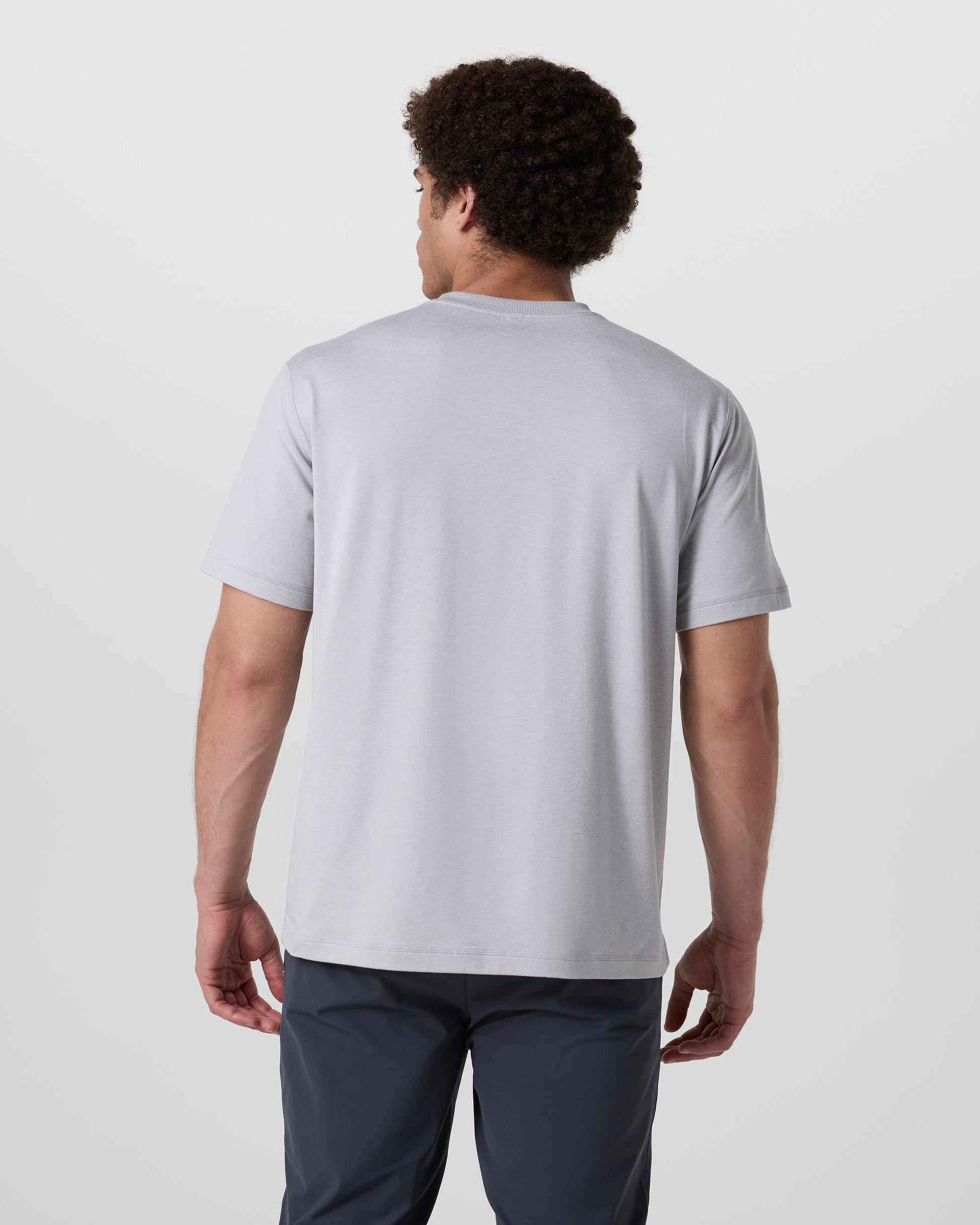 V1098HFG_SP25_M_ECOMM_TOPS_BACK_2.jpg