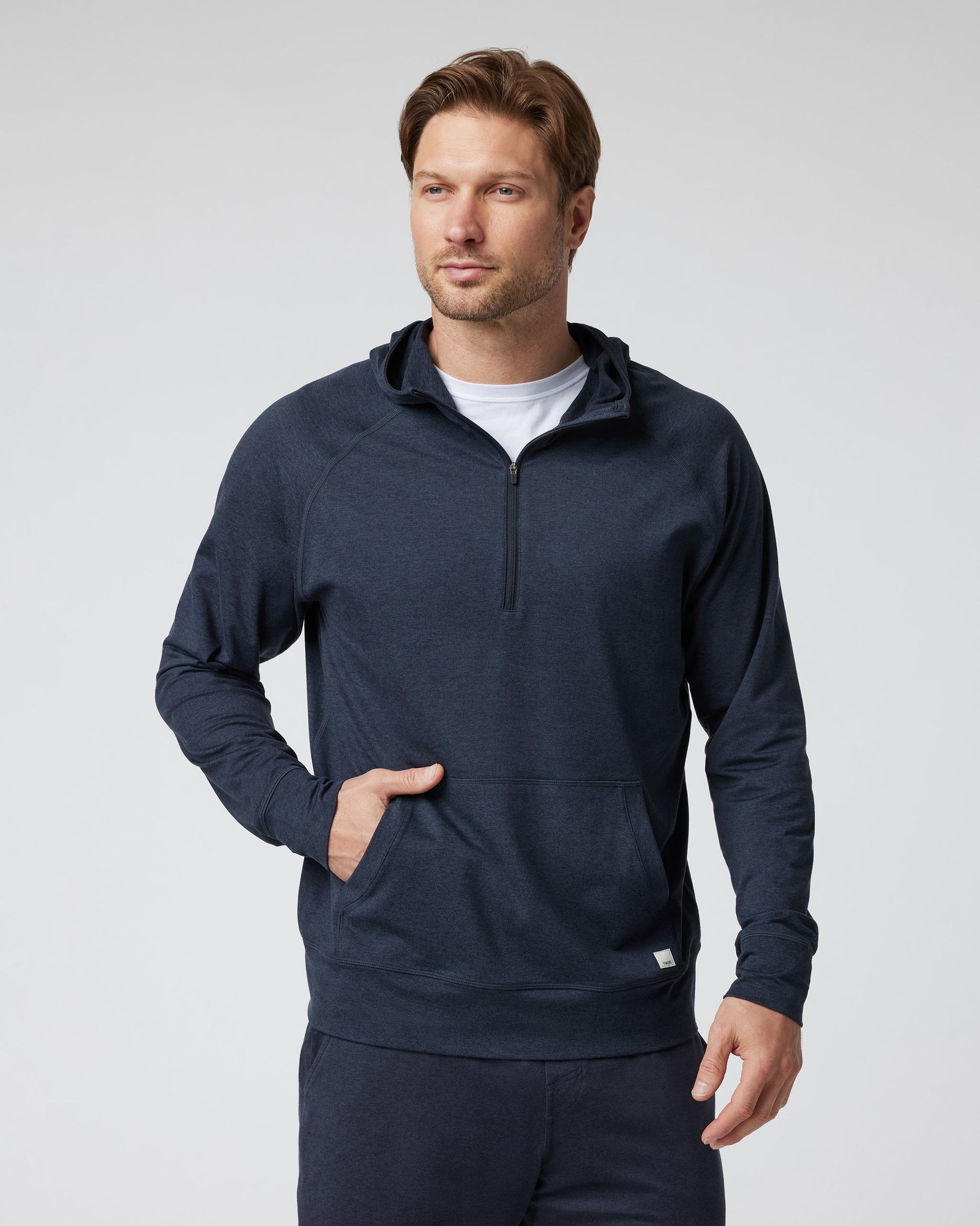 V244HMD_FA24_M_ECOMM_fleece_FRONT_2.jpg