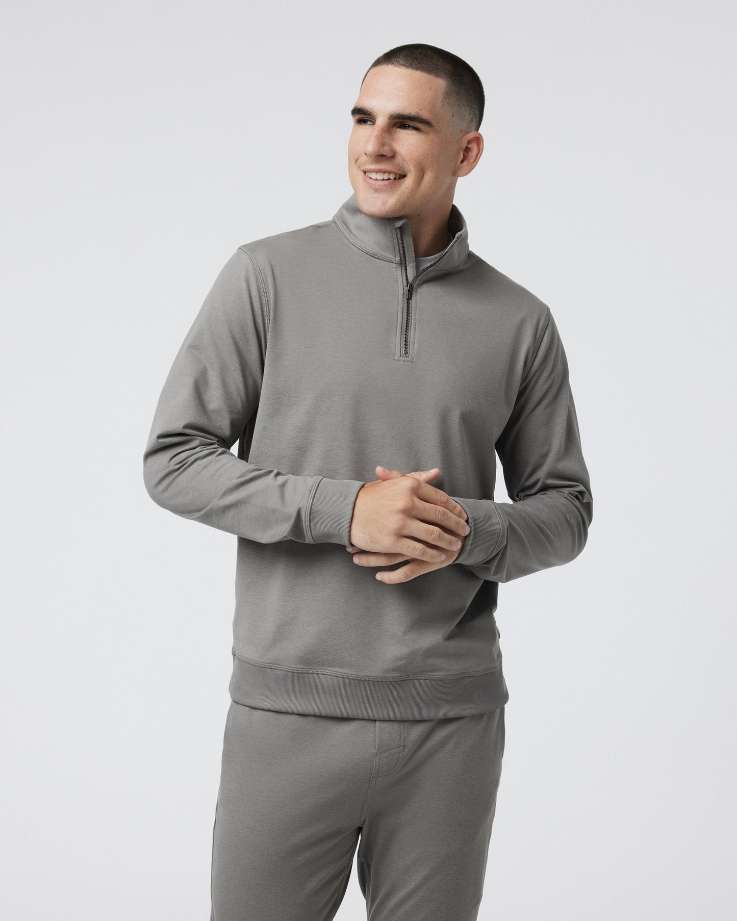 V253HDL_FA24_M_ECOMM_fleece_FRONT_4.jpg