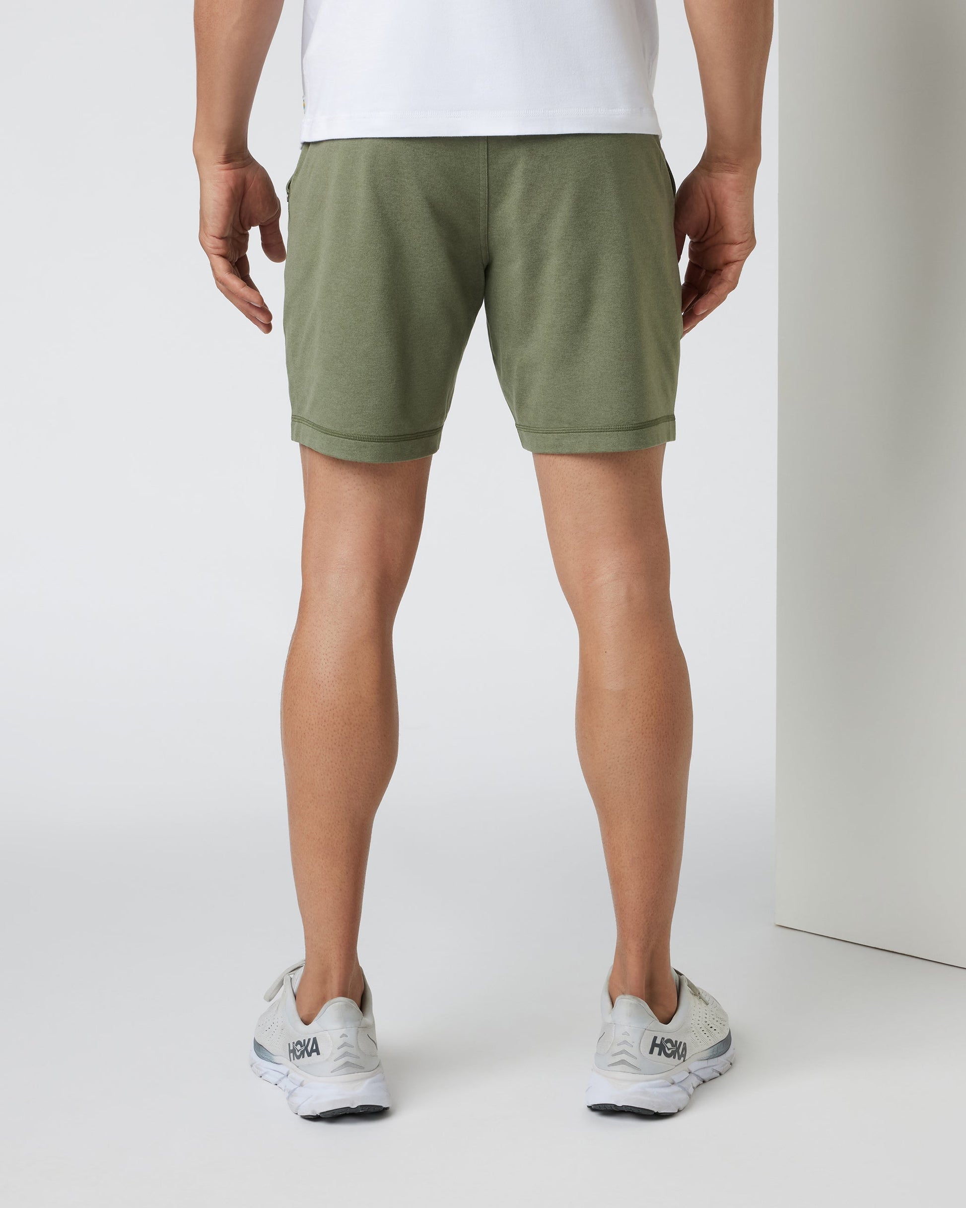 V344HMT_FA24_M_ECOMM_SHORTS_BACK_5.jpg