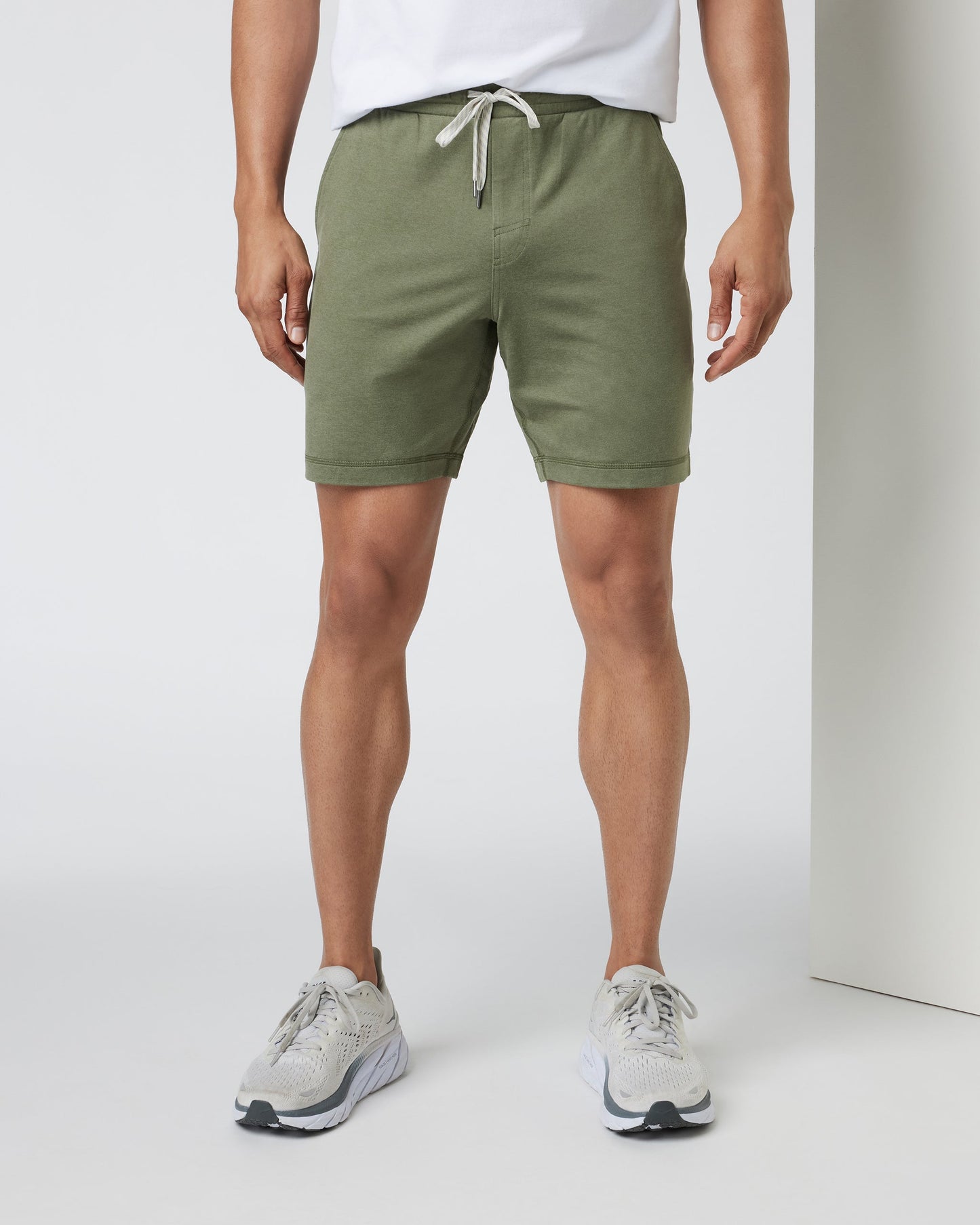 V344HMT_FA24_M_ECOMM_SHORTS_FRONT_2.jpg