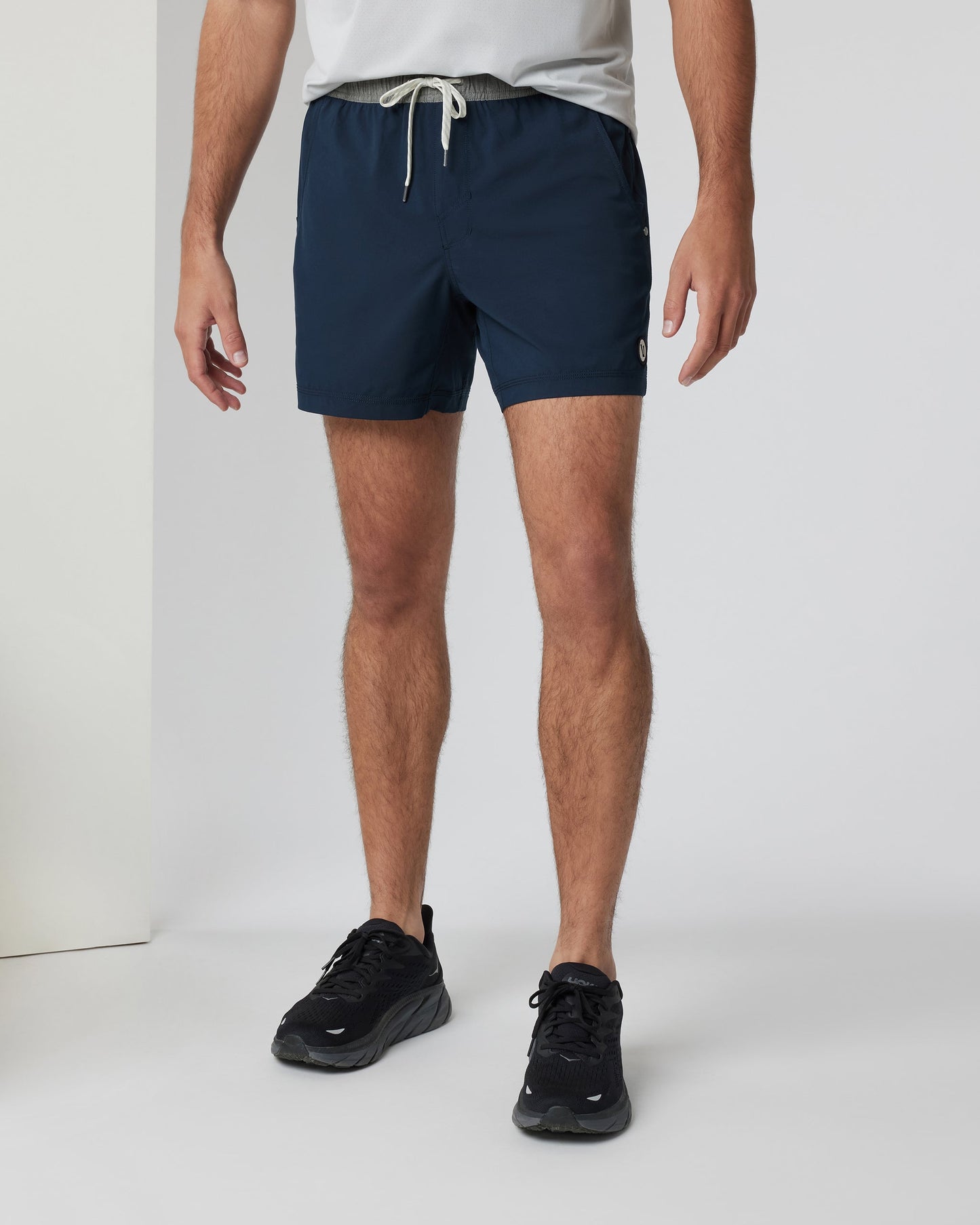 V367INK_FA24_M_ECOMM_SHORTS_FRONT_2.jpg