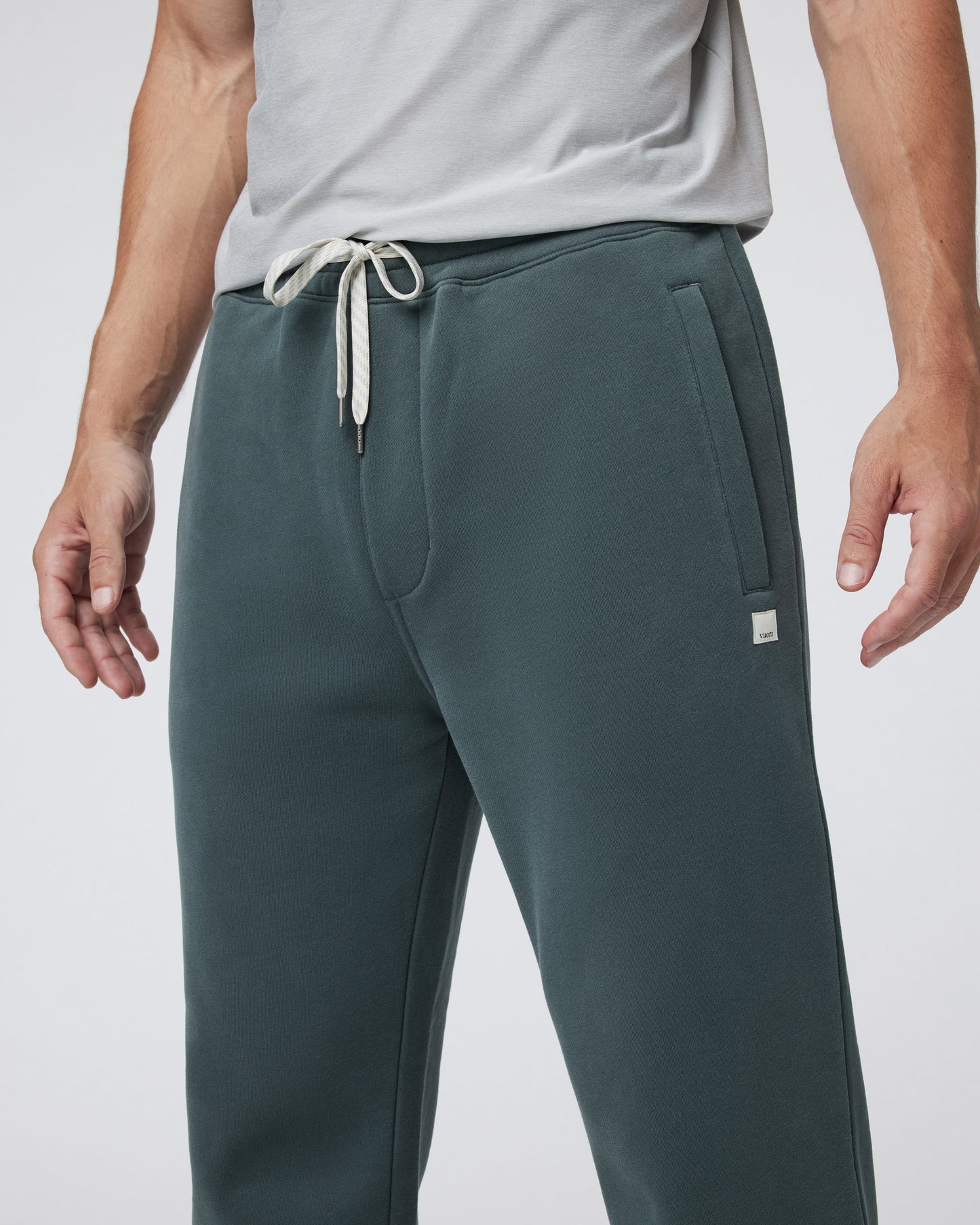 V4007SMB_FA24_M_ECOMM_PANTS_DETAIL_6.jpg