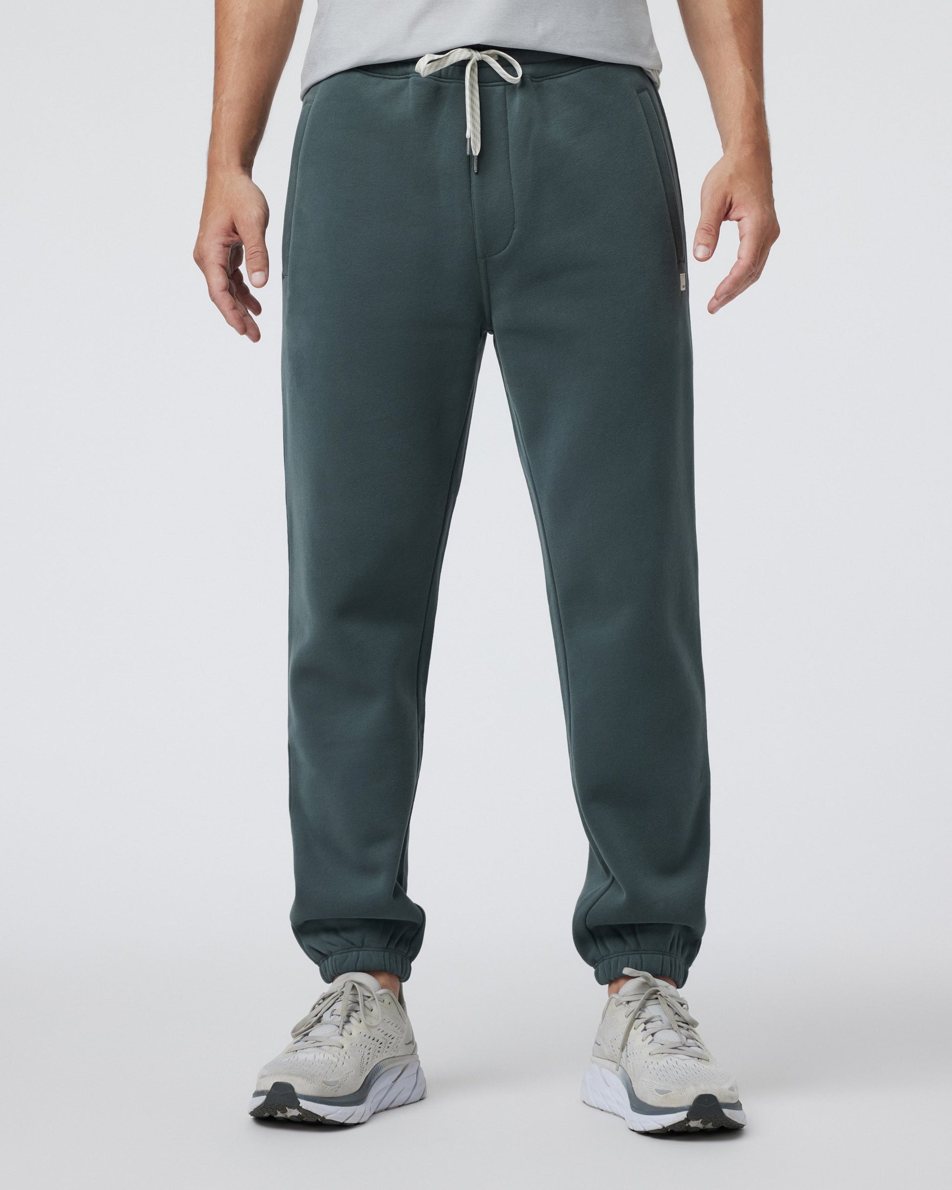 V4007SMB_FA24_M_ECOMM_PANTS_FRONT_2.jpg