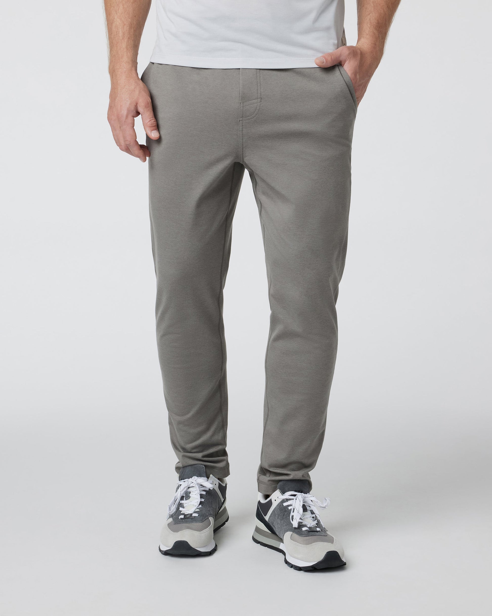 V435HDL_FA24_M_ECOMM_PANTS_FRONT_2.jpg