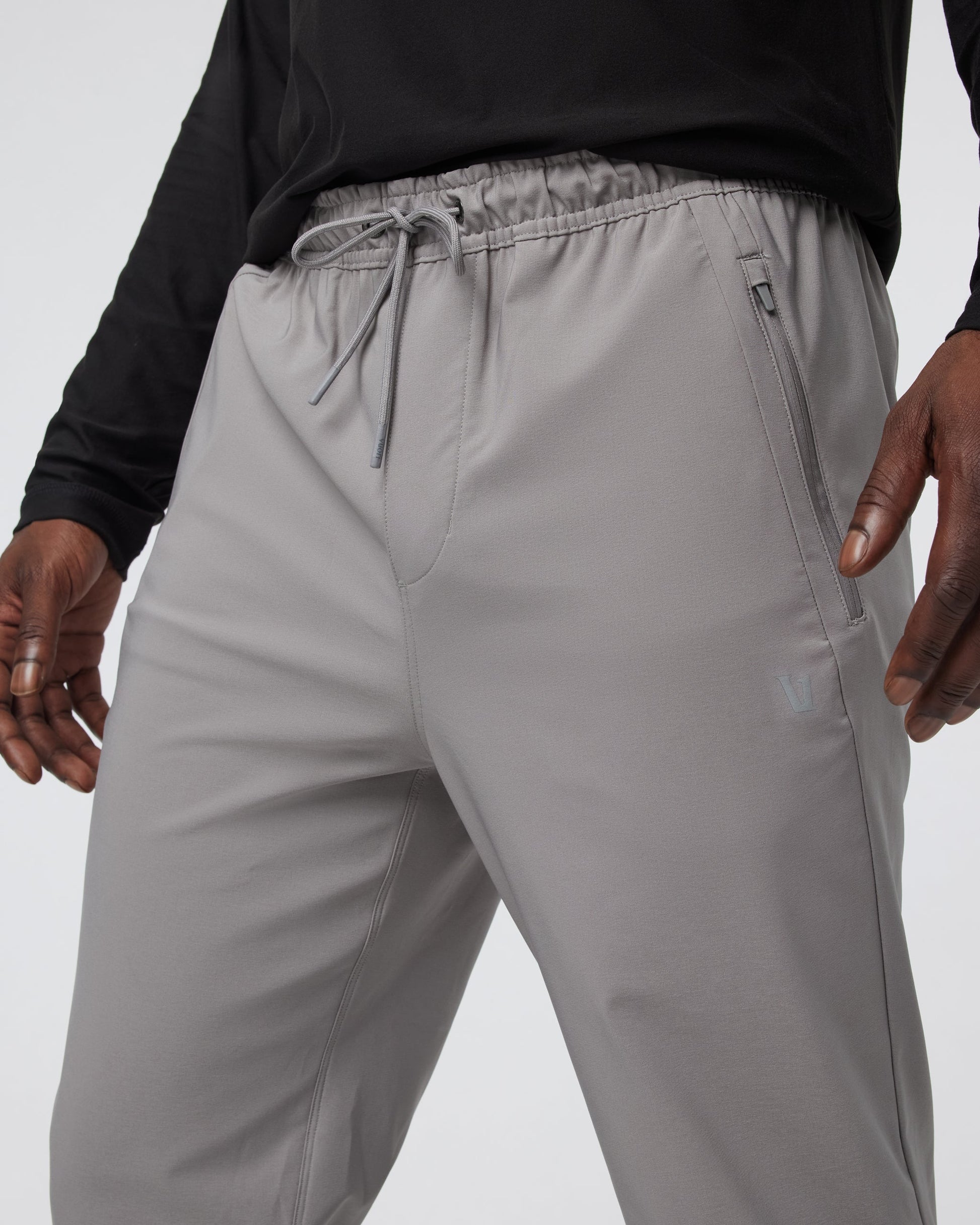 V464SII_FA24_M_ECOMM_PANTS_DETAIL_14.jpg