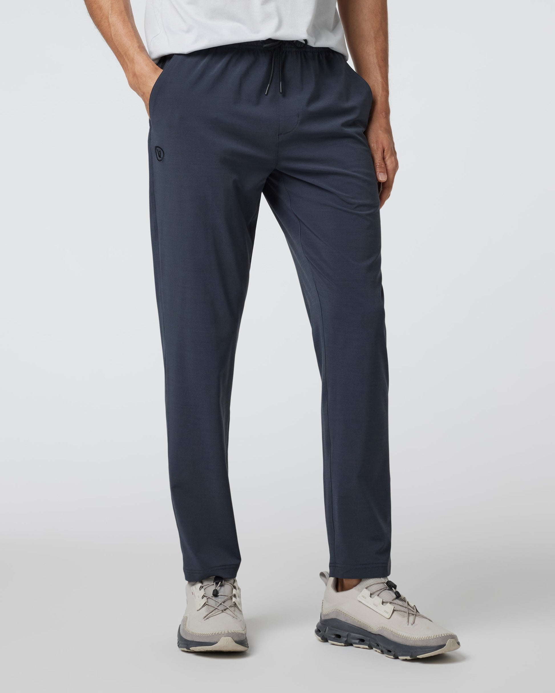 V470NVY_FA24_M_ECOMM_PANTS_SIDE_5.jpg