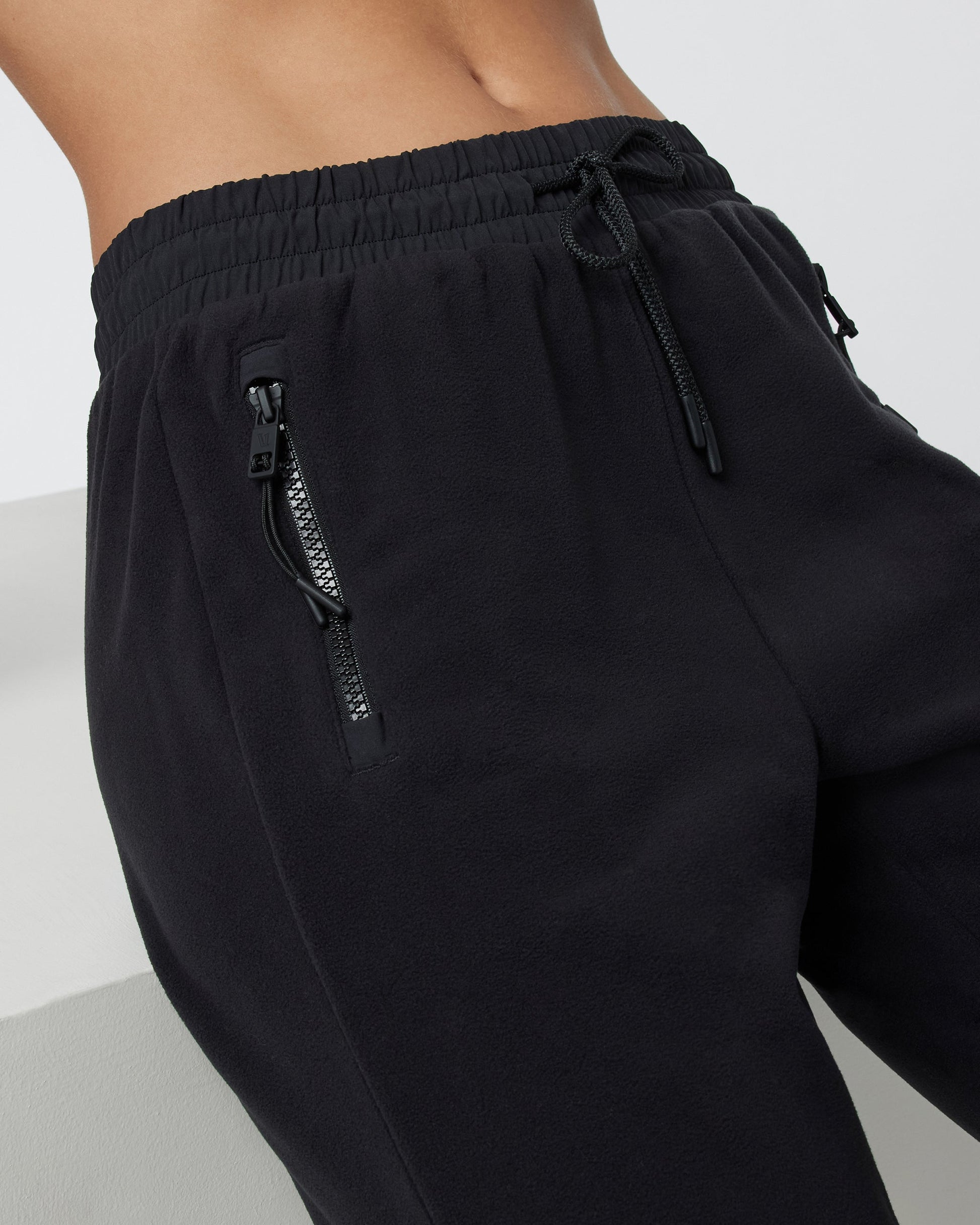 VW4114BLK_FA24_W_ECOMM_PANTS_DETAIL_7.jpg