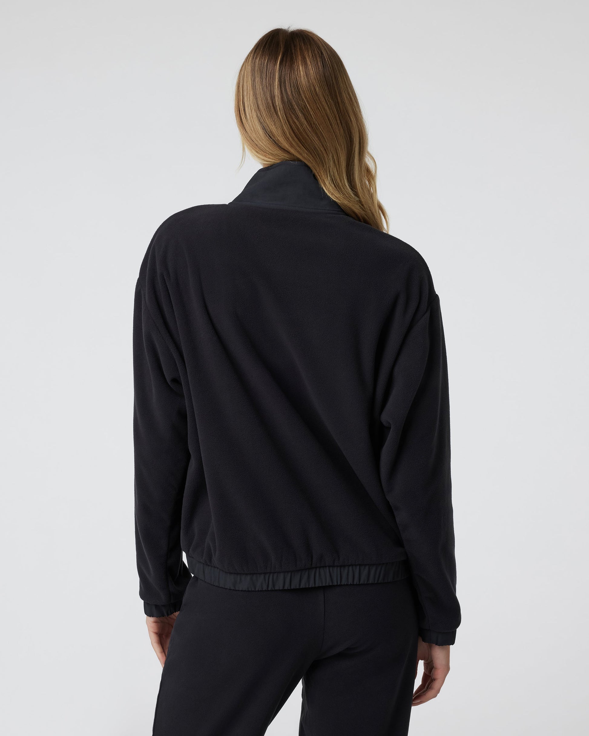 VW599BLK_FA24_W_ECOMM_jackets_BACK_7.jpg